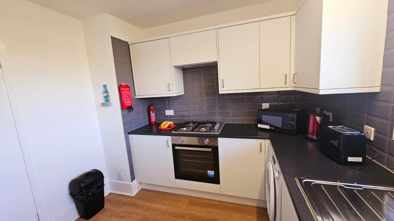 Excel O2 Stunning Large 3 Bedroom Apartment With Balcony London Exterior foto