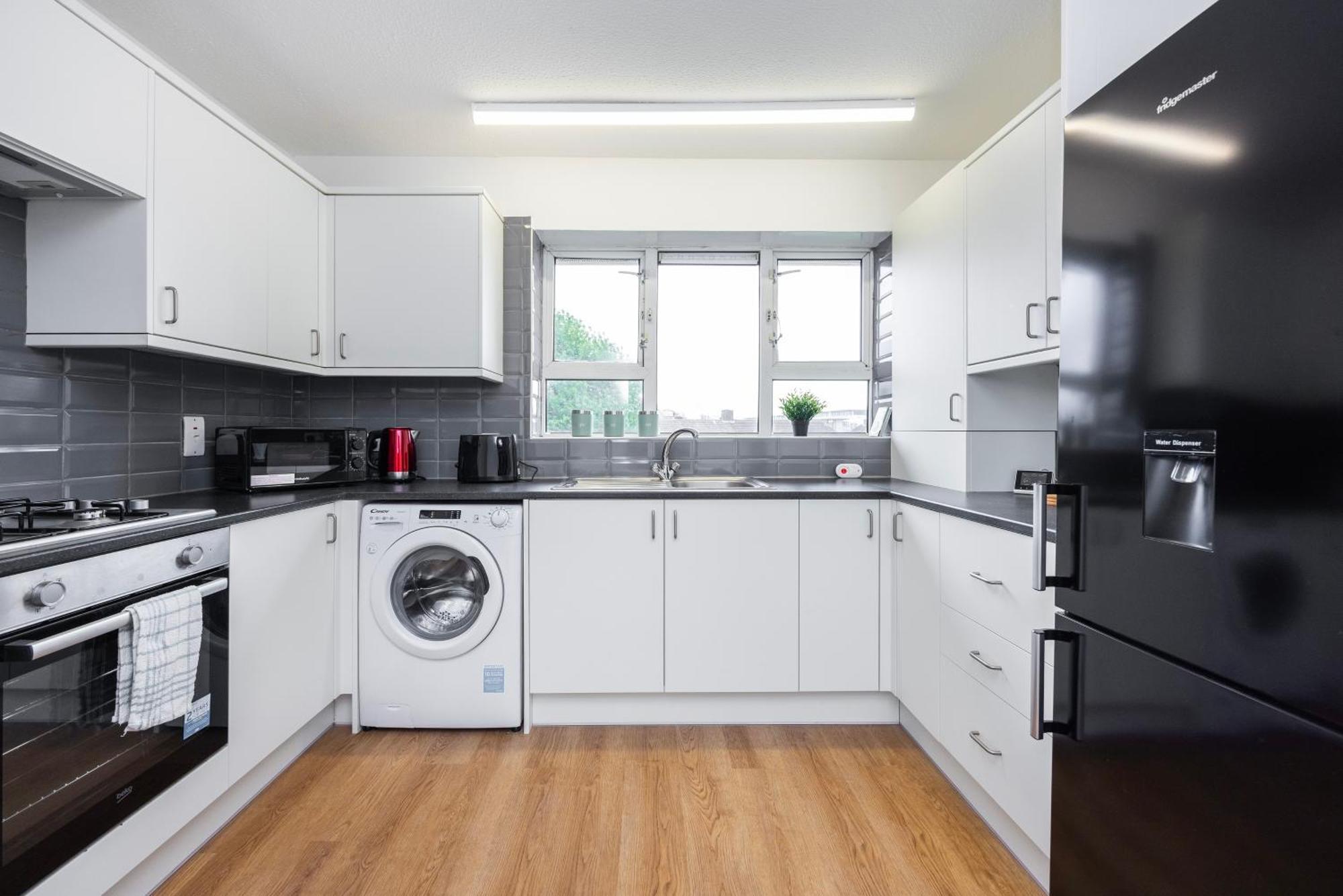 Excel O2 Stunning Large 3 Bedroom Apartment With Balcony London Exterior foto